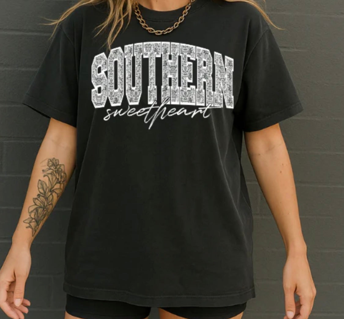 Southern Sweetheart Tee