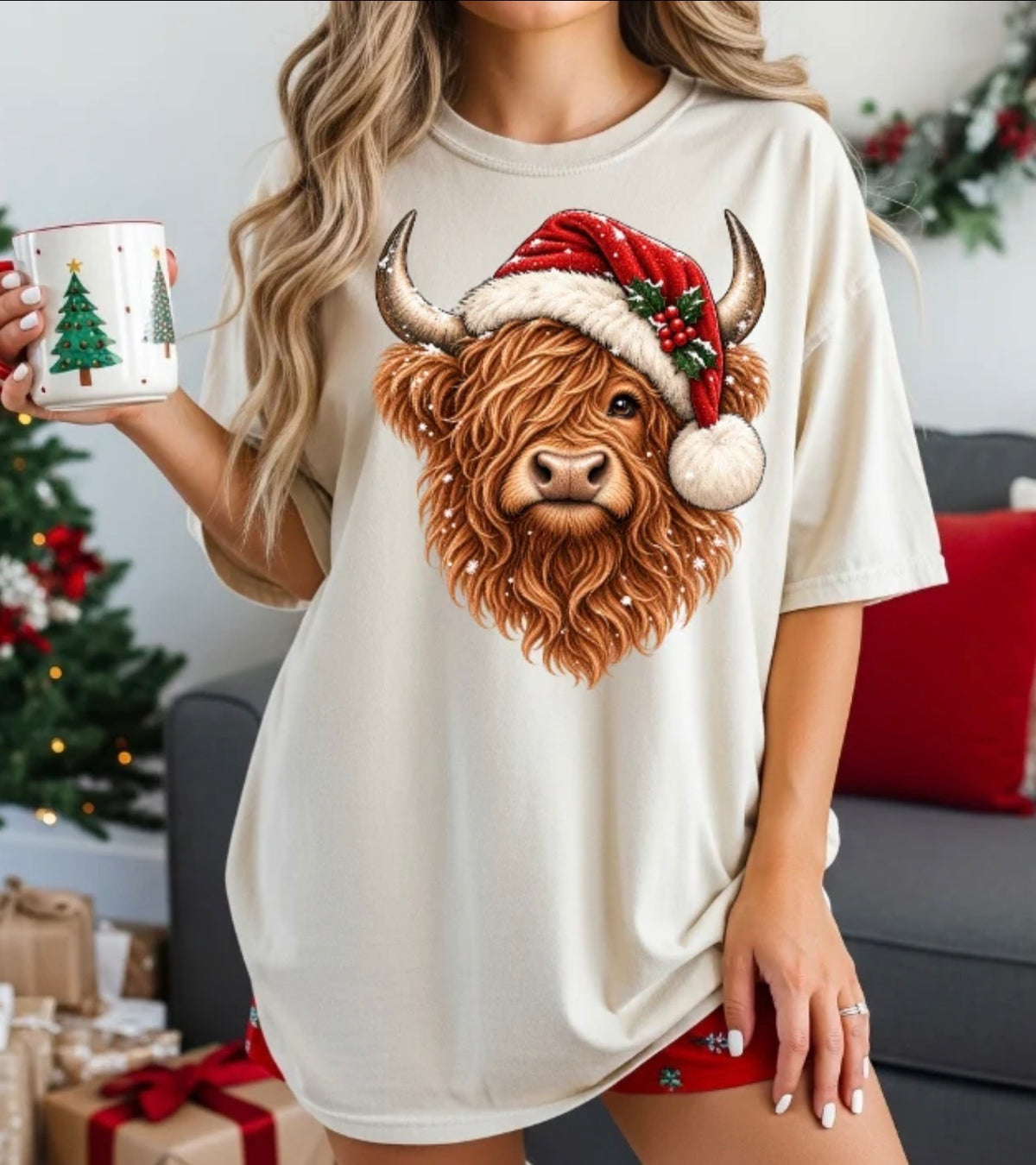 Christmas Highland Cow Tee