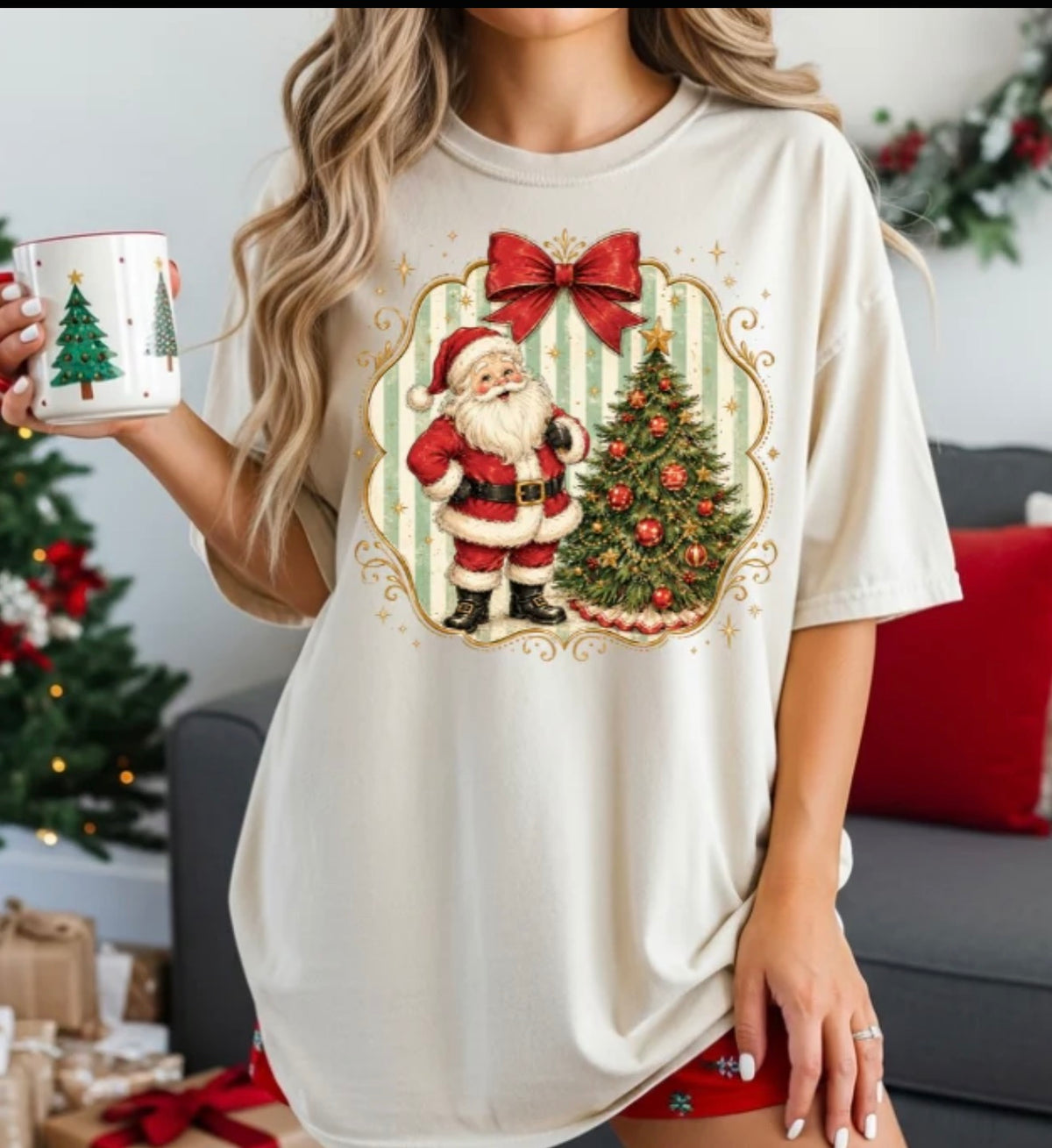 Santa Gold Tee